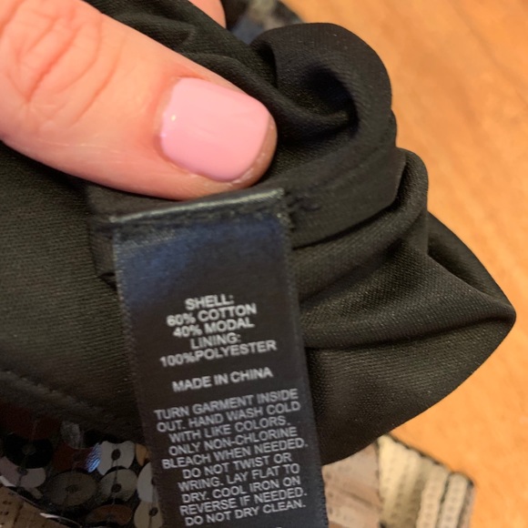 Express Sequined Mini Skirt - Picture 4 of 4